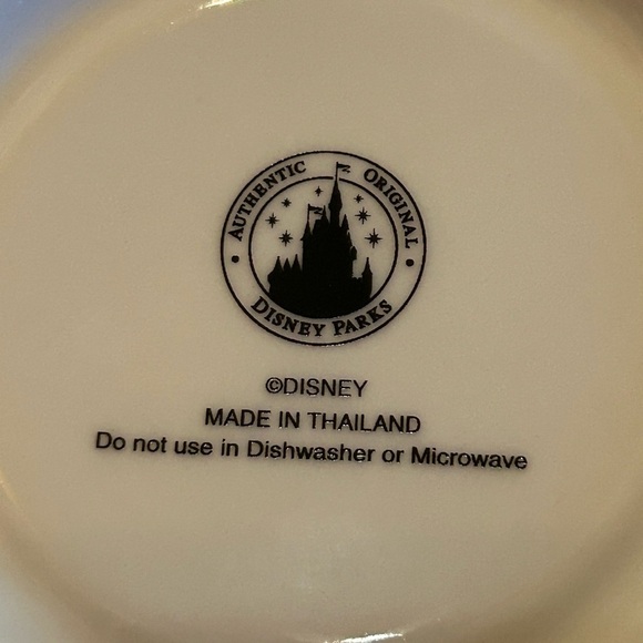 Walt Disney Parks Alice in Wonderland Coffee Cup Tea Cup & Saucer Gently Used - Picture 5 of 11